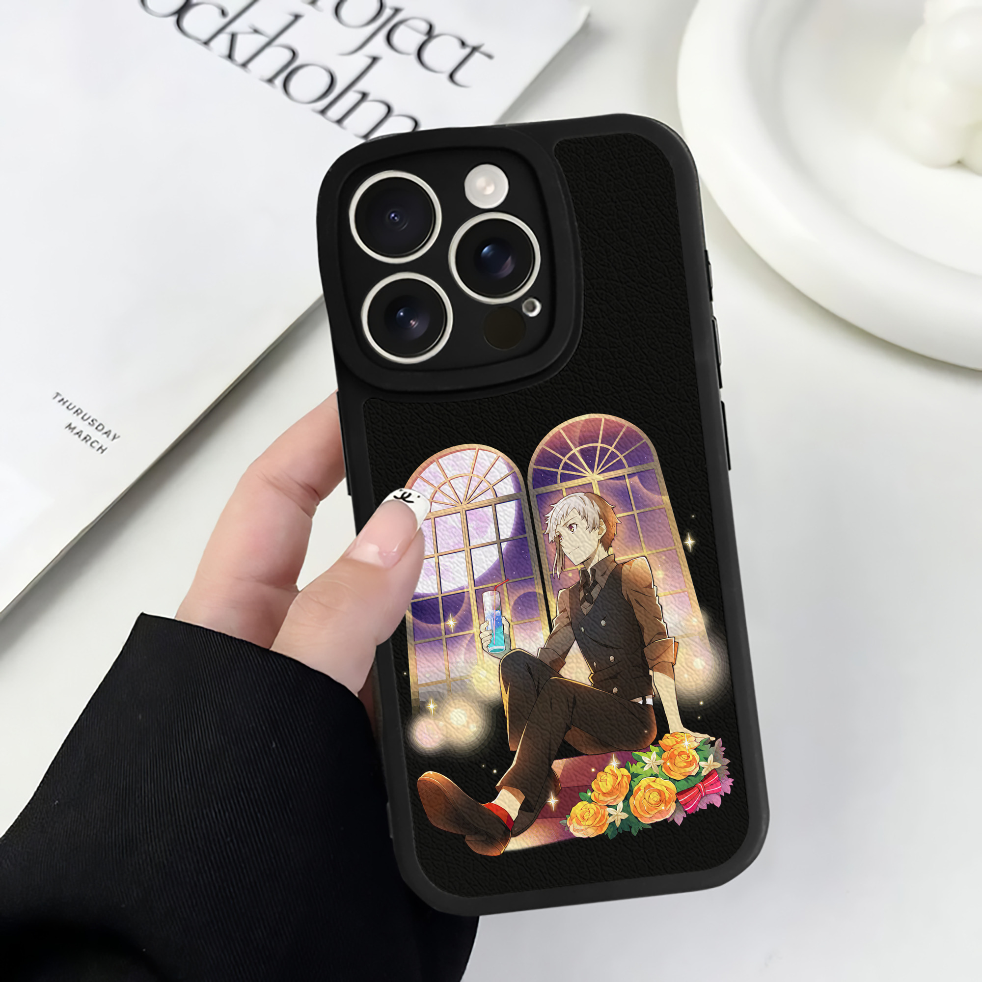 （画像用） 文豪ストレイドッグス Bungo Stray Dogs 【iPhone 16シリーズ対応】シリコンスマホケース（レザー調） 材質：シリコン